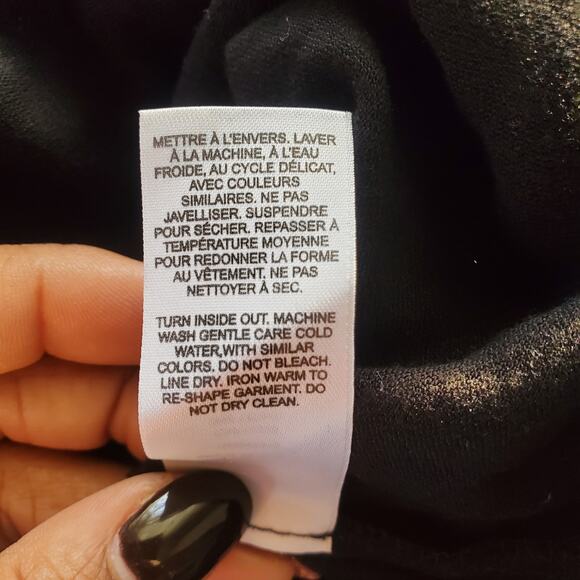 Dynamite Women's Black 3/4 Sleeve Top Size PS - Picture 7 of 7